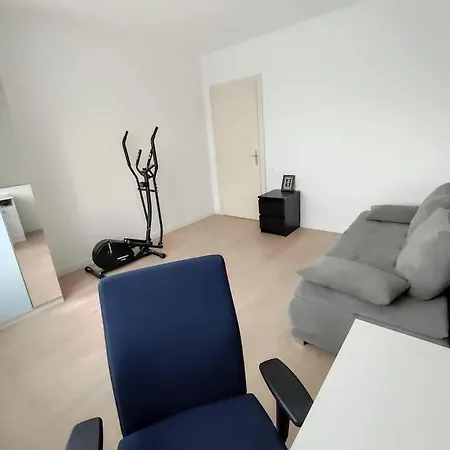 Sainte-rose 3ch A 5 Minutes De La Cite Des Loisirs