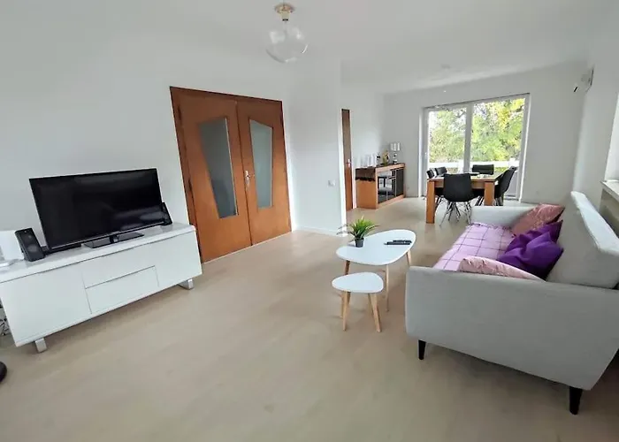 Sainte-rose 3ch A 5 Minutes De La Cite Des Loisirs Амневиль