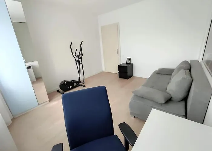 Sainte-rose 3ch A 5 Minutes De La Cite Des Loisirs