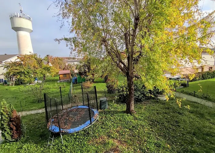 Sainte-rose 3ch A 5 Minutes De La Cite Des Loisirs *